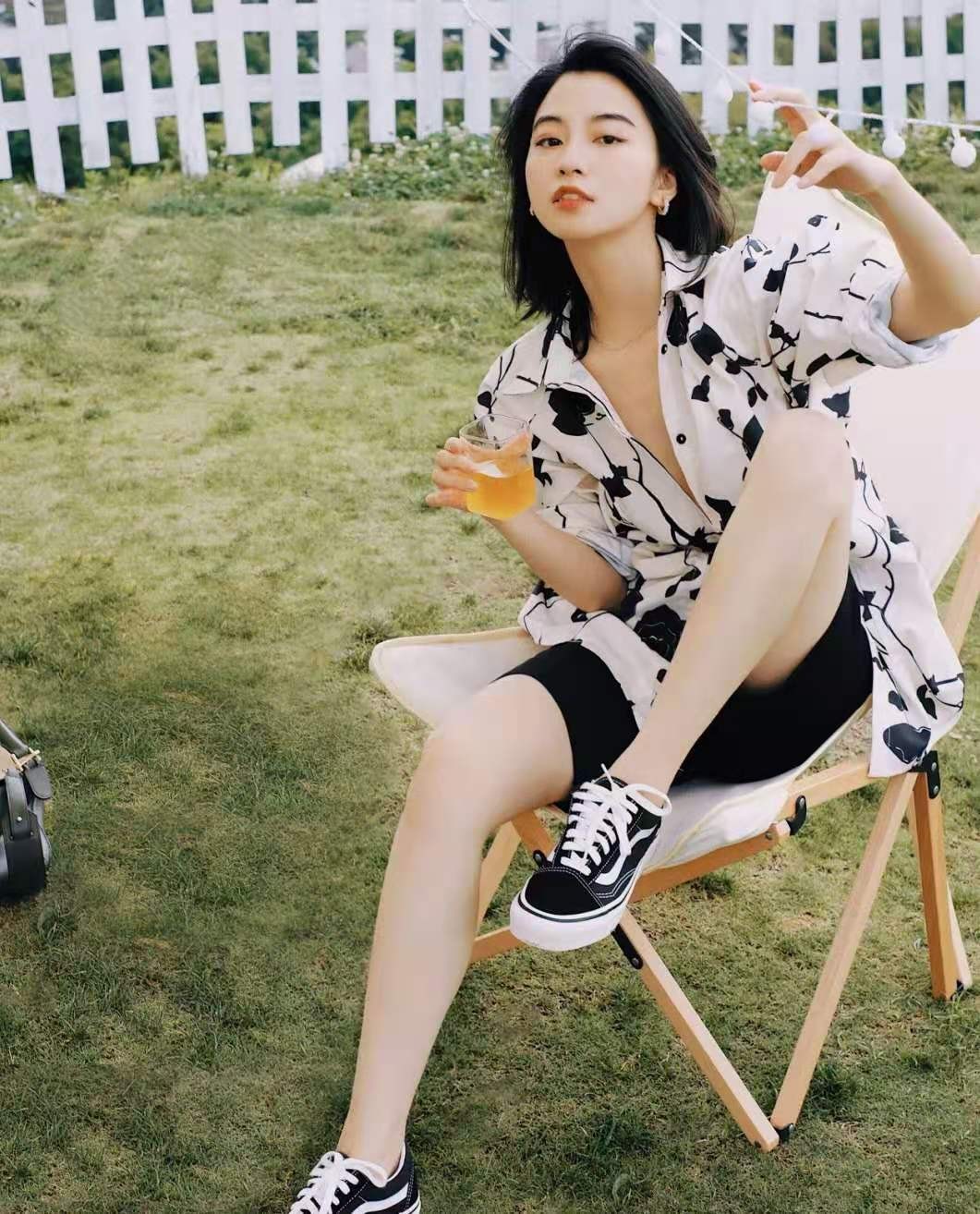 上了年纪的女人少穿这4种衣服,上了年纪的女人少穿这3种外套