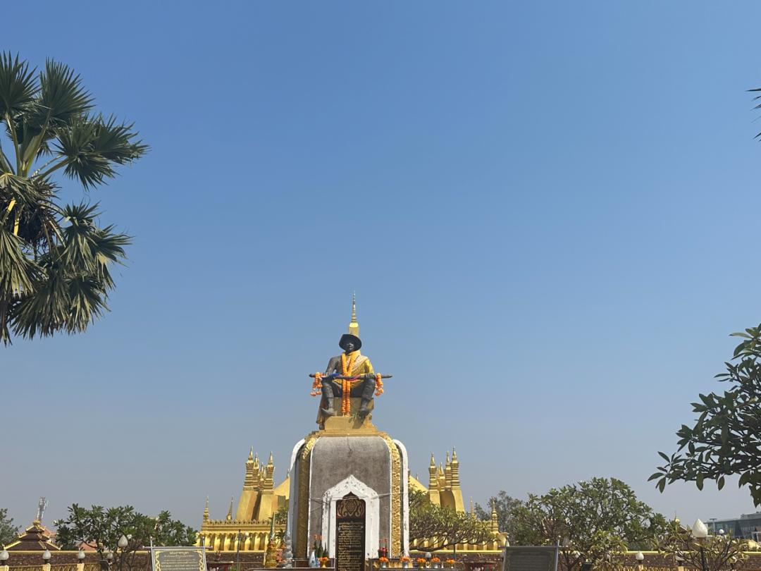 老挝首都万象相当于中国哪个城市,老挝的万象之城