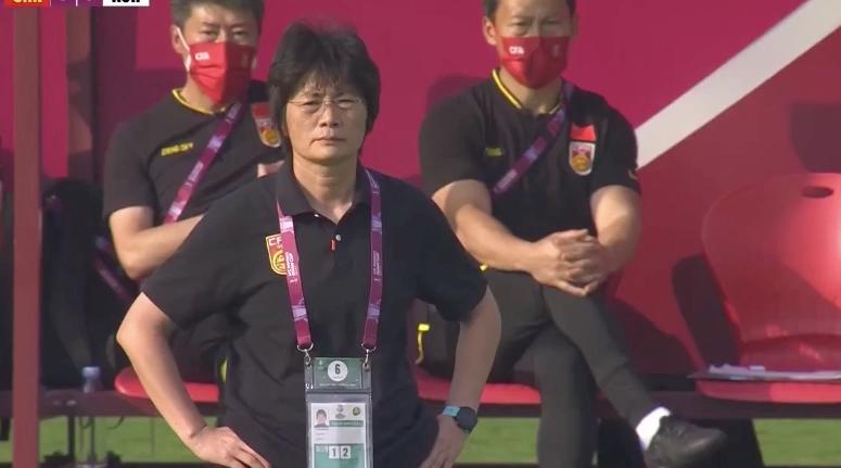 逆转韩国女足夺冠,逆转夺冠祝贺女足