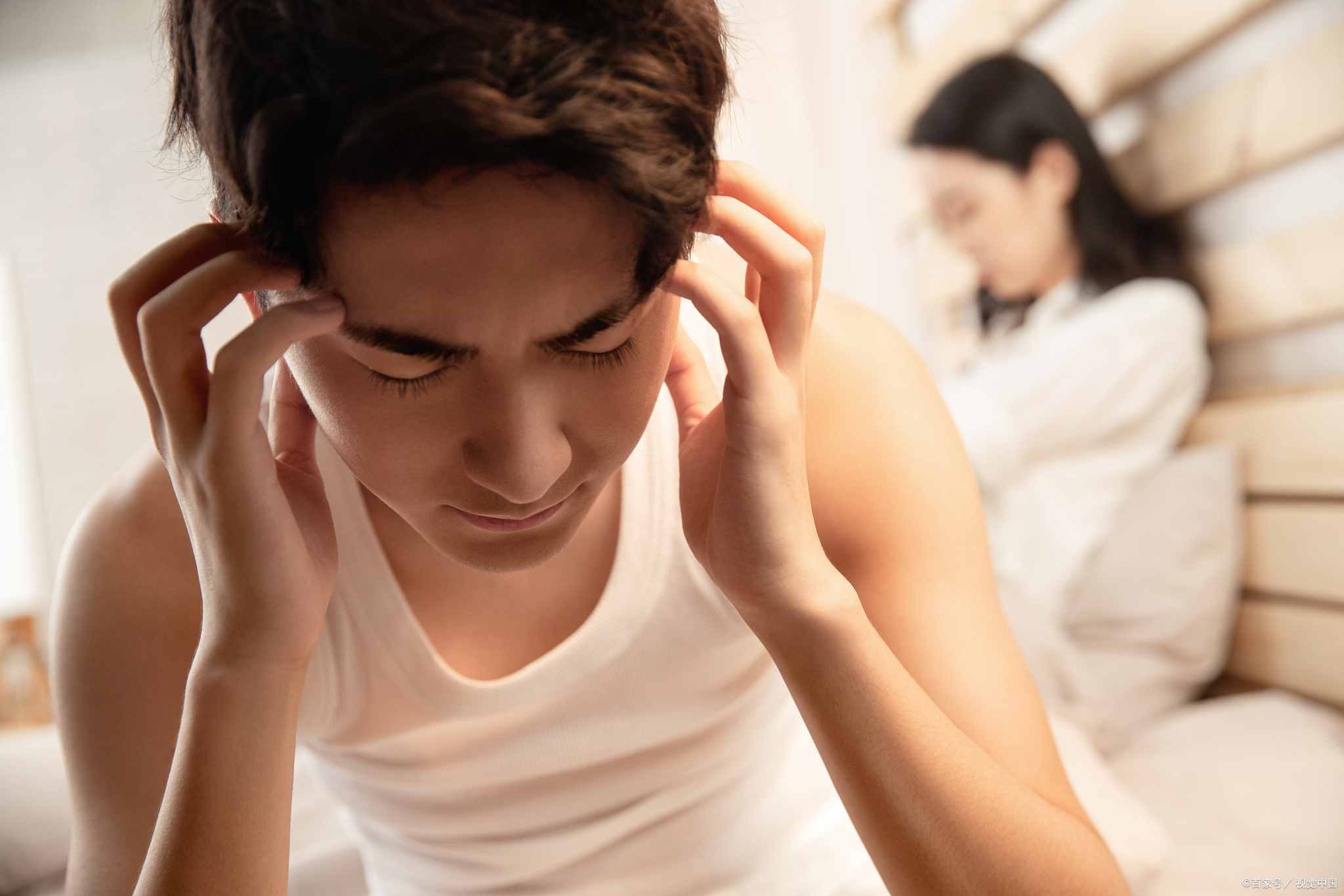 入睡困难易醒半睡半醒的中成药,入睡困难还伴有情绪低落怎么办