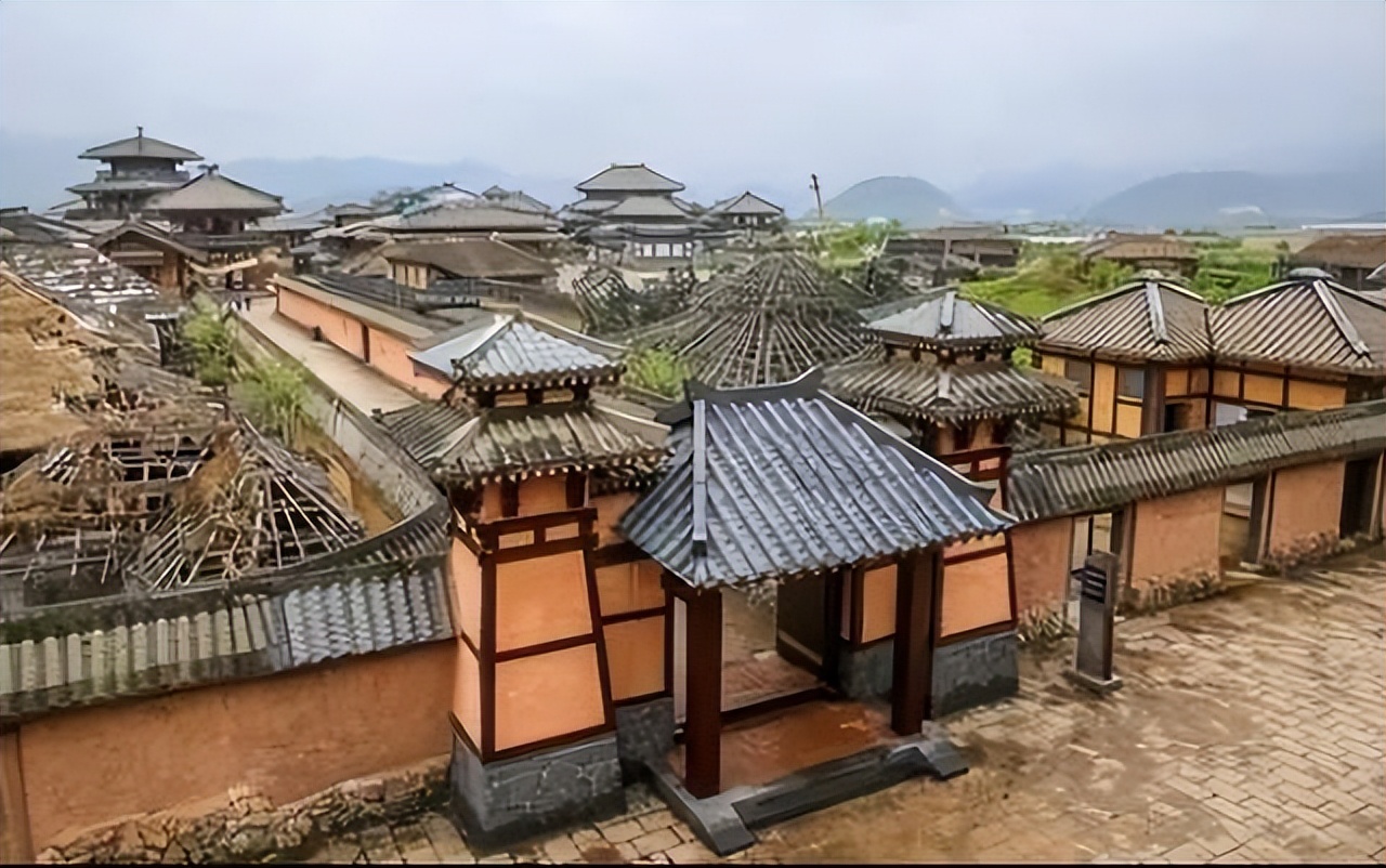 秦汉时期建筑的特点硬朗,先秦时期建筑特征及代表分析