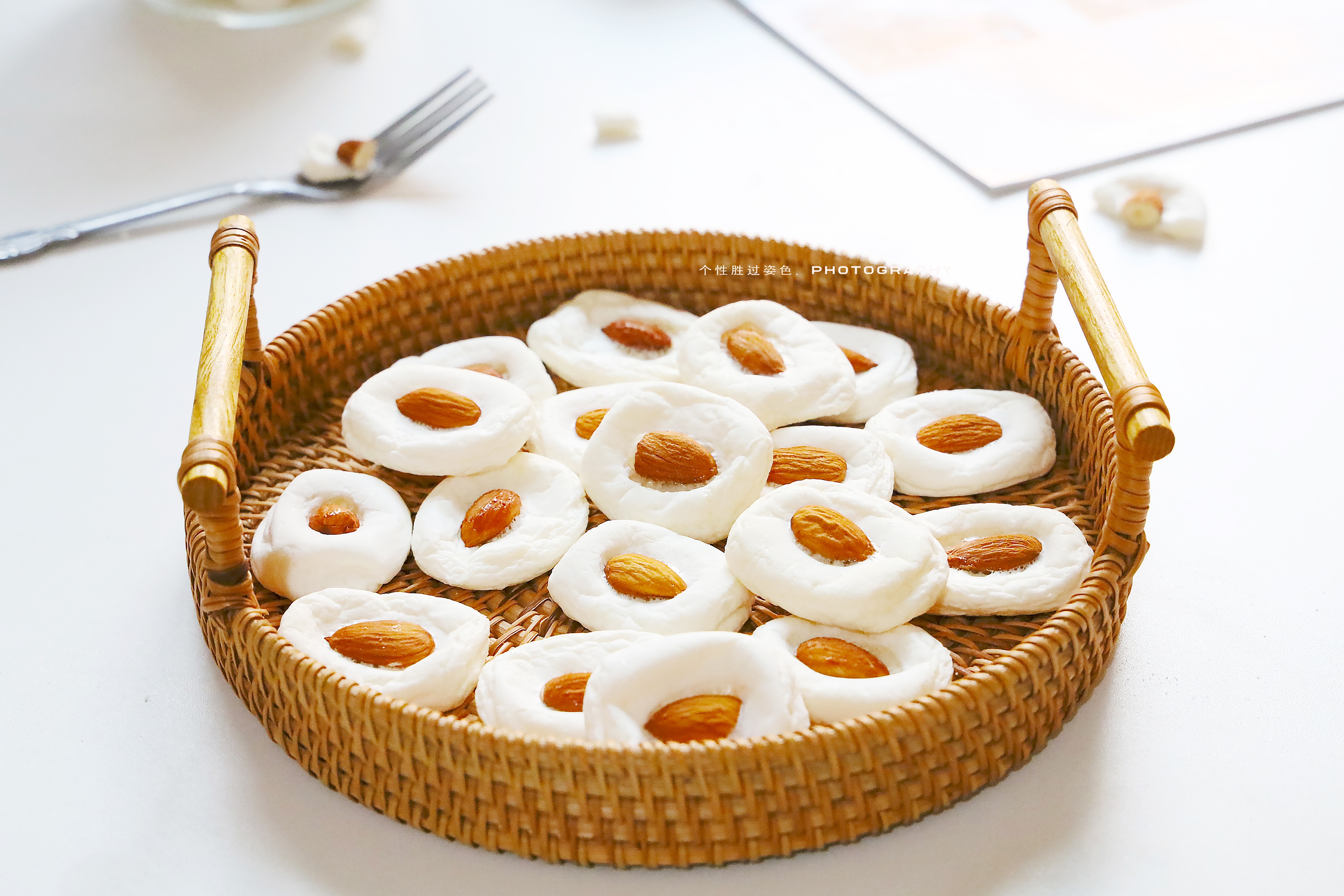 宅在家里必备的小零食推荐,宅家抖剧场必备零食原创视频