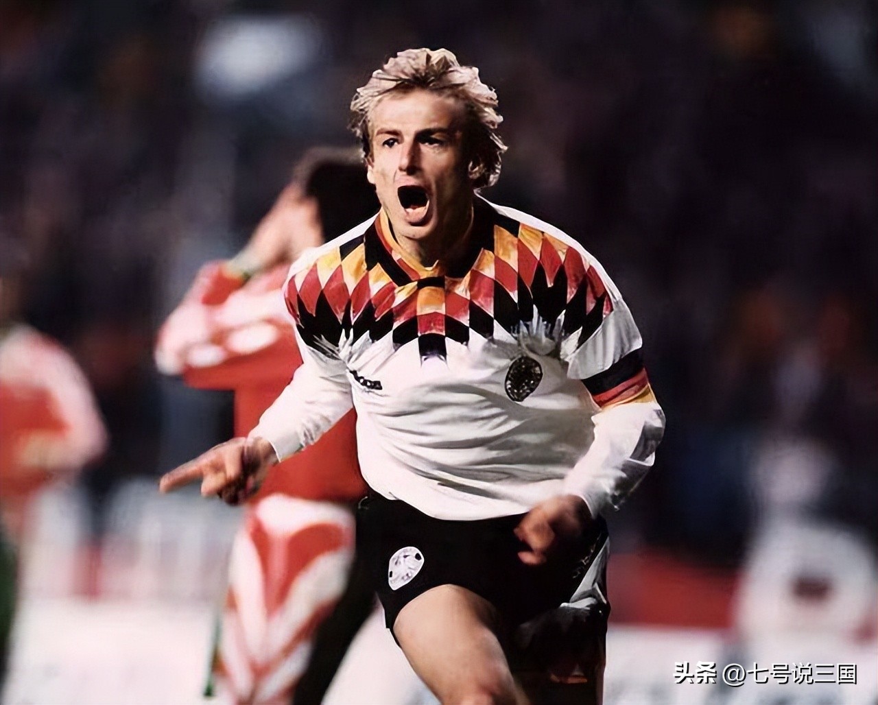 世界杯c罗和梅西的进球,世界杯历史上进球最多的球员是谁