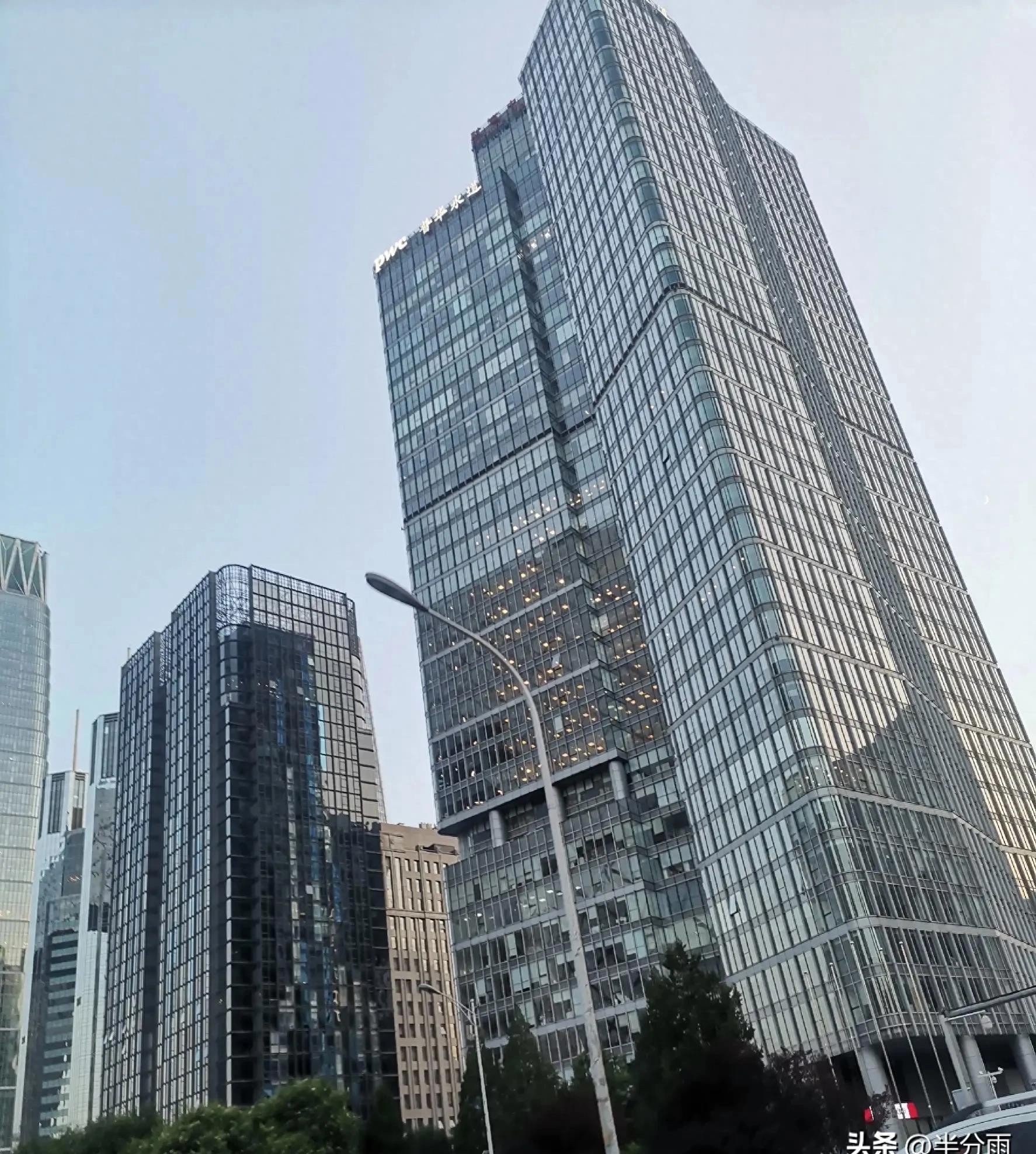 你要天上的星星我给你摘,想要天上的星星怎么回复