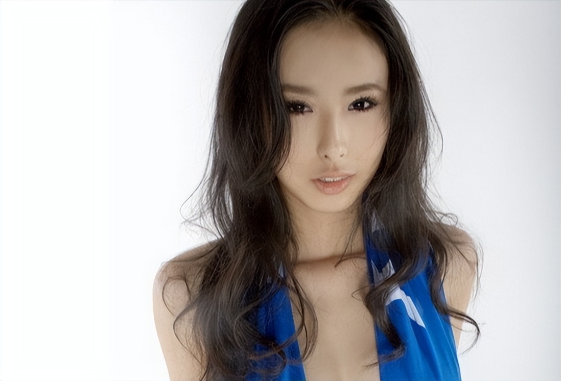 被前任一渣再渣，私密照两次外泄，车模*兽兽**看男人的眼光太差了