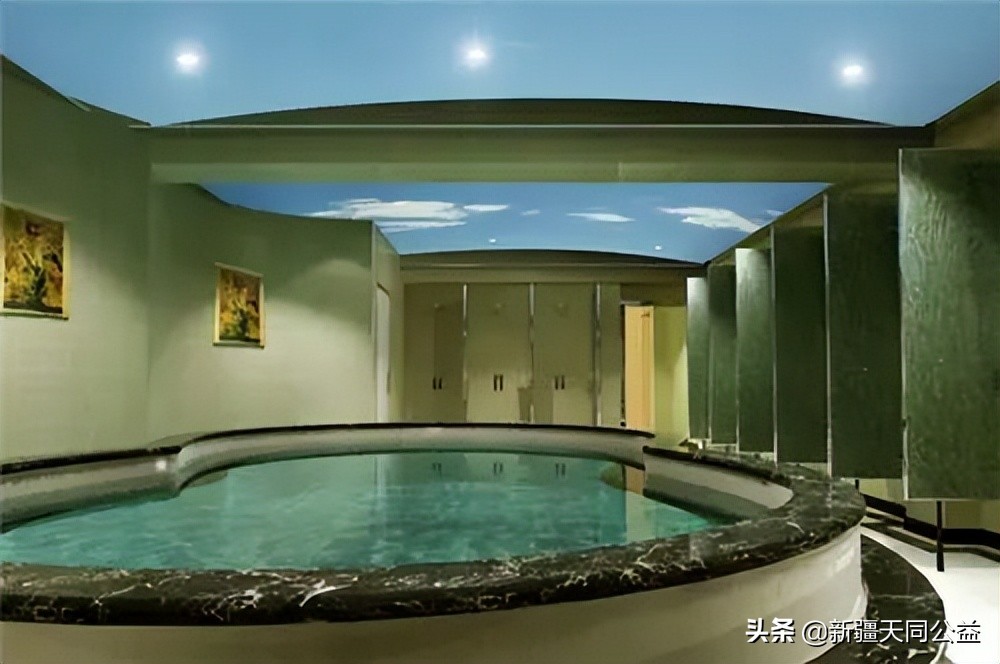 和艾滋病人共用浴室会传染吗,在公共卫生间感染艾滋病毒的案例