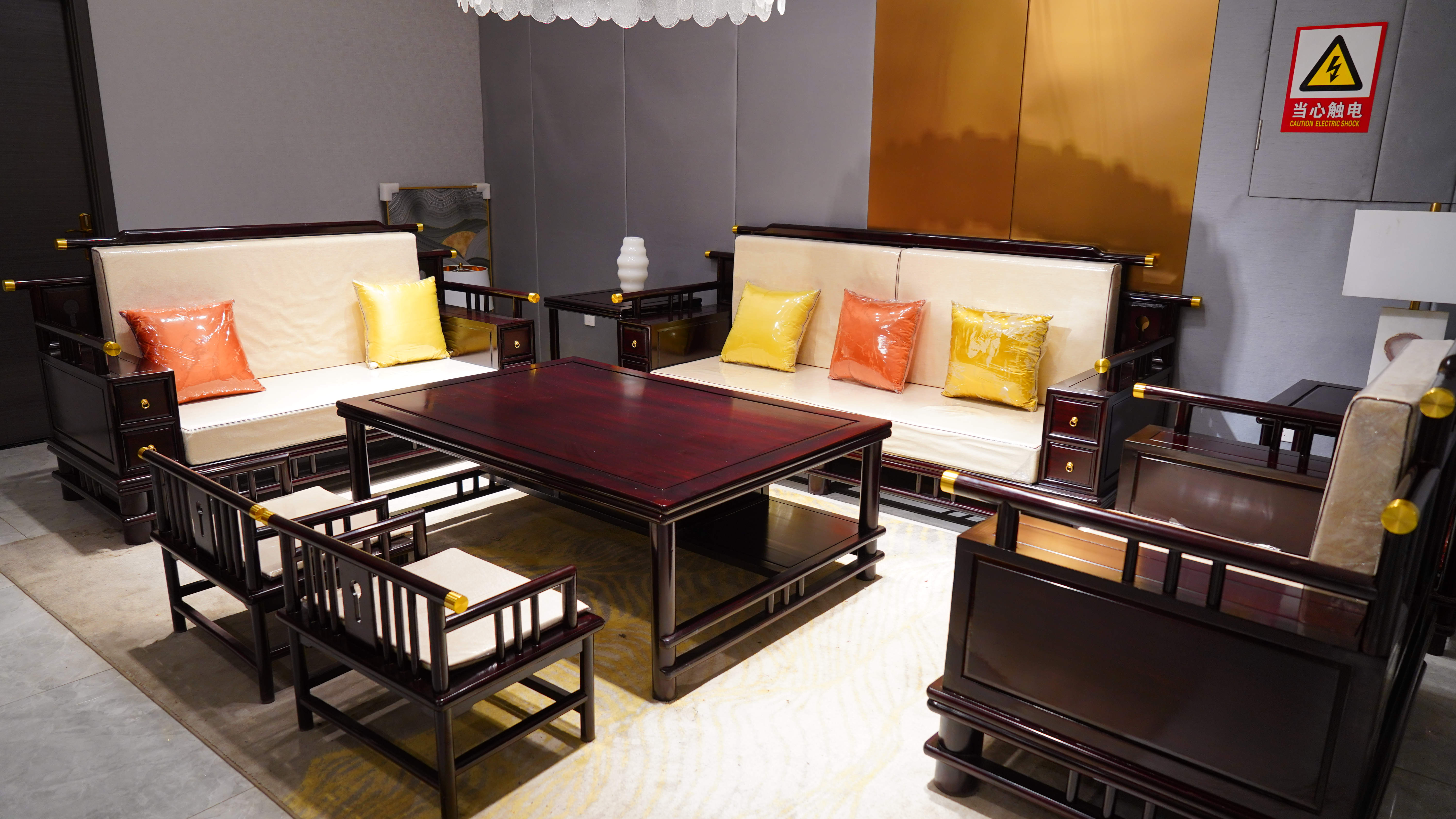 红木家具掉色怎么回事,红木家具掉色的修复方法