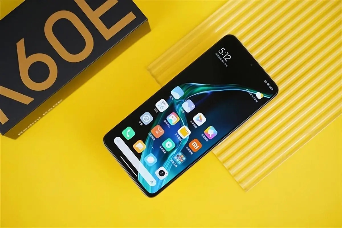 天玑8200价格在2399值得买么,直面屏旗舰跌至2699元