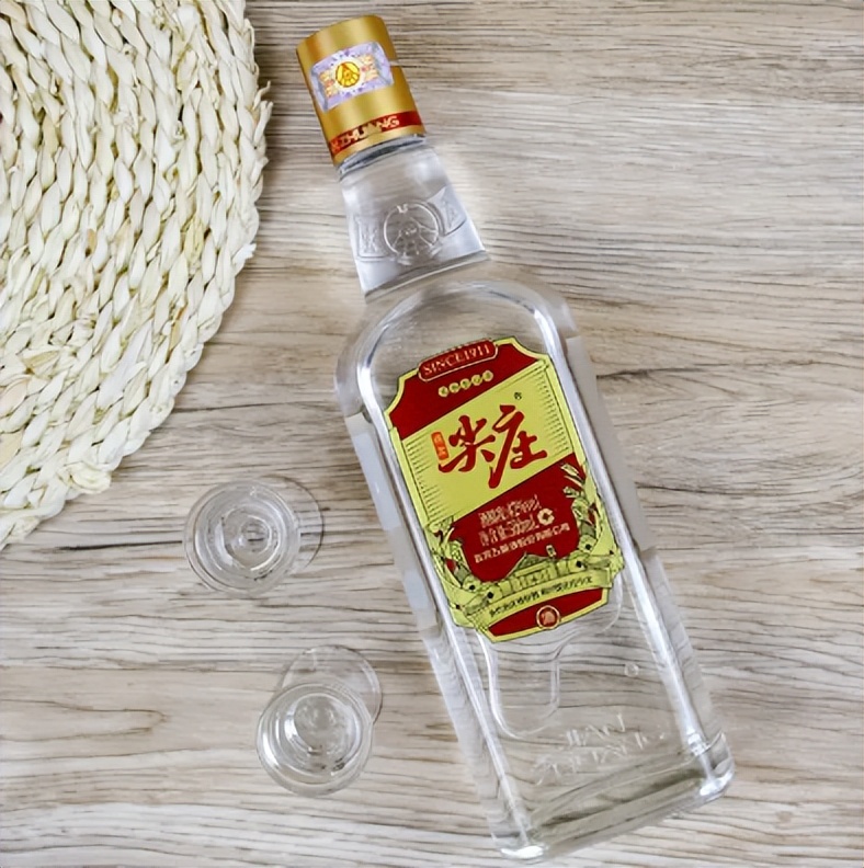 江苏酒圈怪象，不摆洋河不爱茅台，却偏爱这4款外地酒，你喝过吗