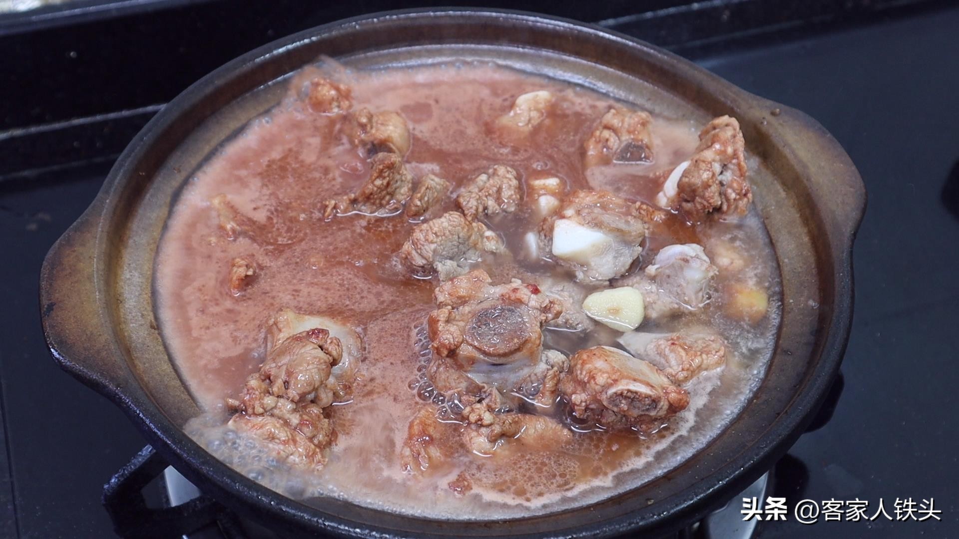 广式砂锅排骨汤煲做法,经典排骨煲