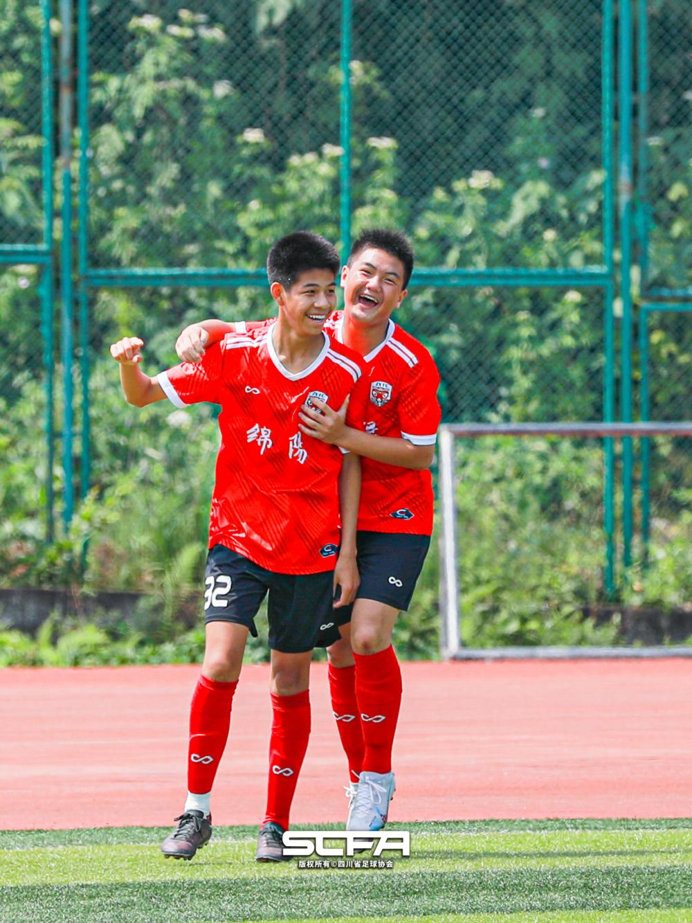 2024四川贡嘎杯足球初中组决赛,宜宾一中vs绵阳南山贡嘎杯