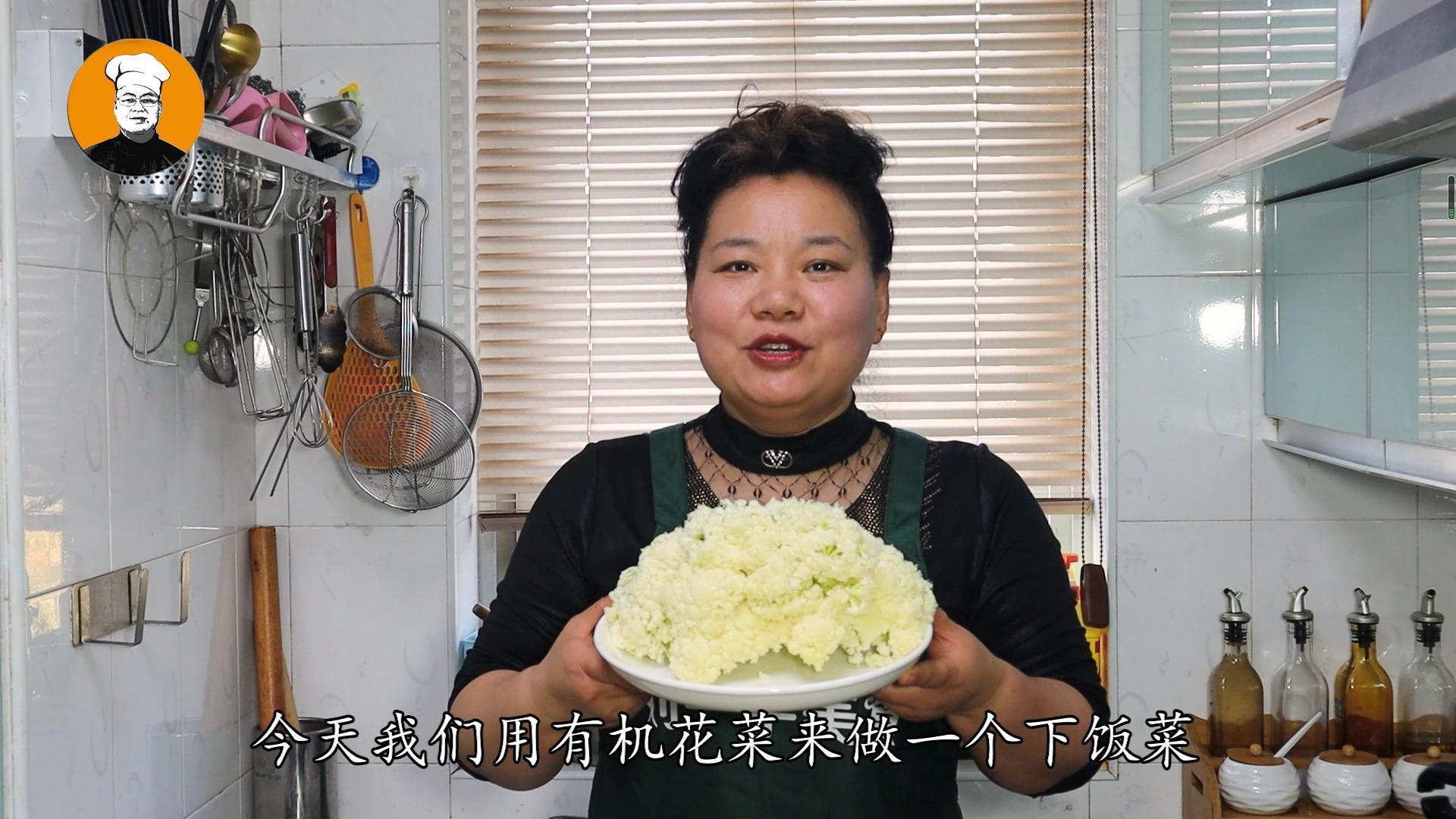 炒花菜不发黑的方法,炒花菜第一步不焯水怎么办