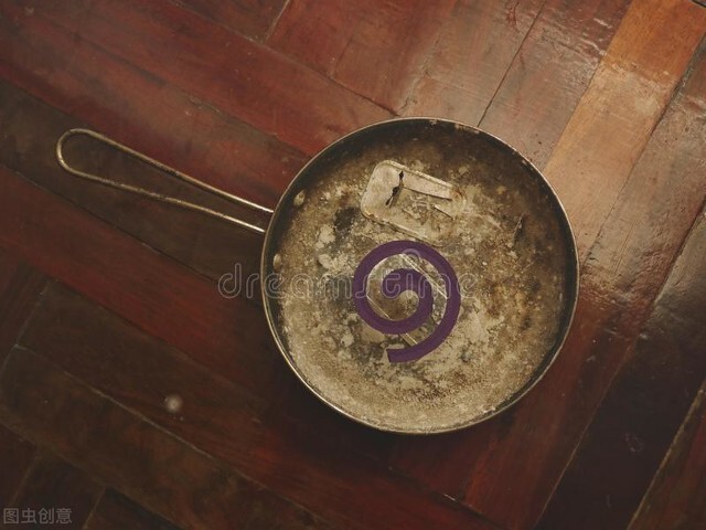 不锈钢锅烧干锅发黑了怎么清洗,不锈钢锅内发黄怎么清洗妙招