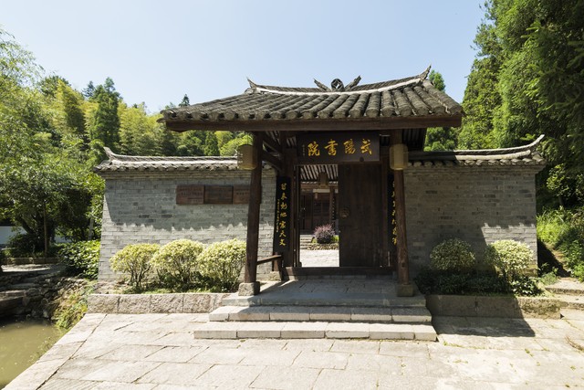 浙江最值得去的旅游景点排名,浙江旅游必去十大景点排名最新