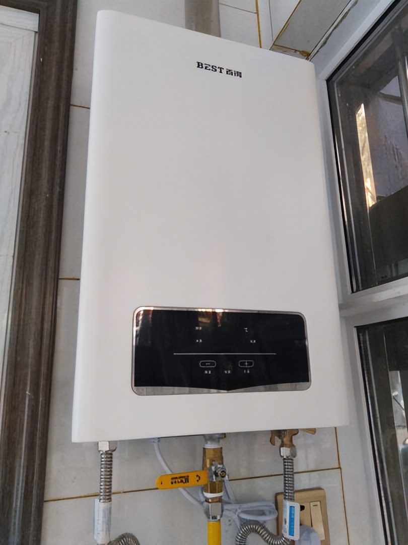 美的燃气热水器安装费大概多少钱,燃气热水器安装费要400多正常吗