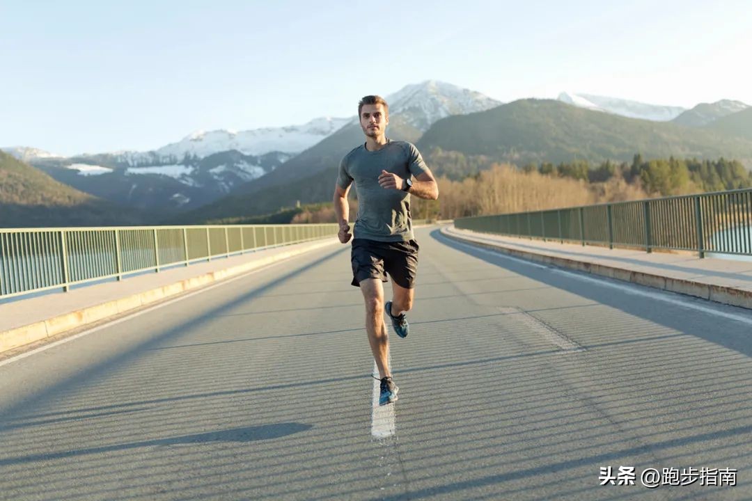 前脚掌着地跑步小腿酸痛,跑步小腿前侧骨头疼怎么缓解
