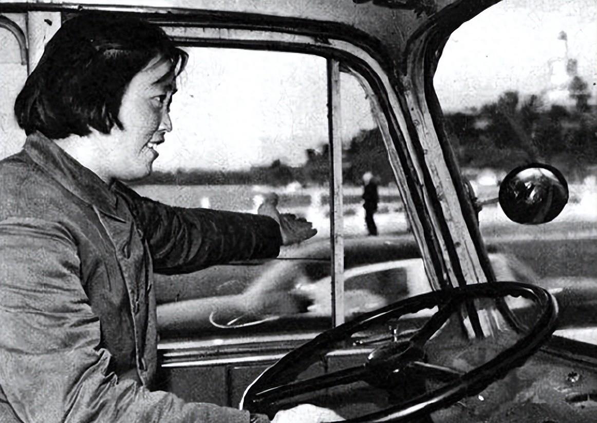 六七十年代最令人羡慕的工作，你经历过没有，现在怎么样？