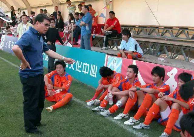 中国足球该怎么踢呀,中国足球该如何破局