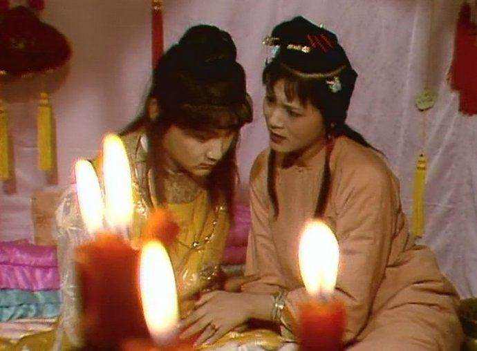 2010版红楼梦李嬷嬷骂袭人,红楼梦李奶奶第几回骂袭人