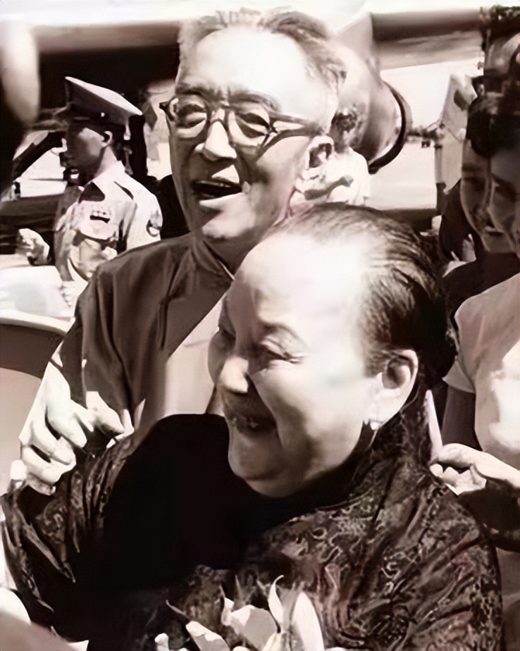 胡适夫人江冬秀视频,胡适江冬秀故事