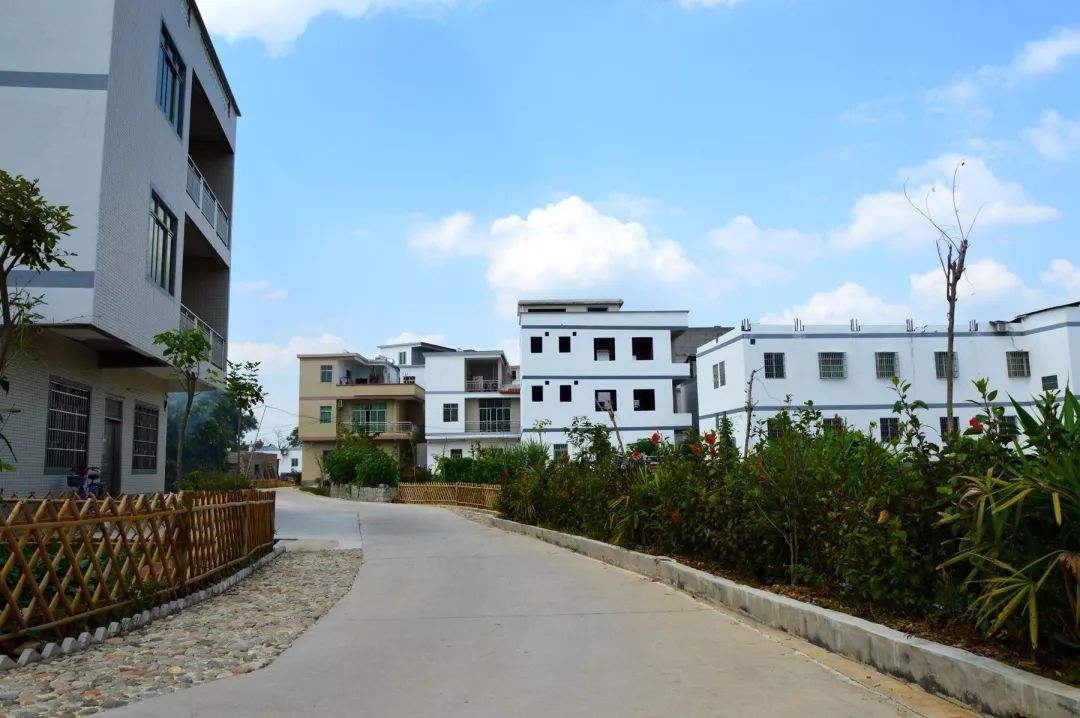 村干部不作为？如何维护农民的合法权益？这几种举报途径可以借鉴