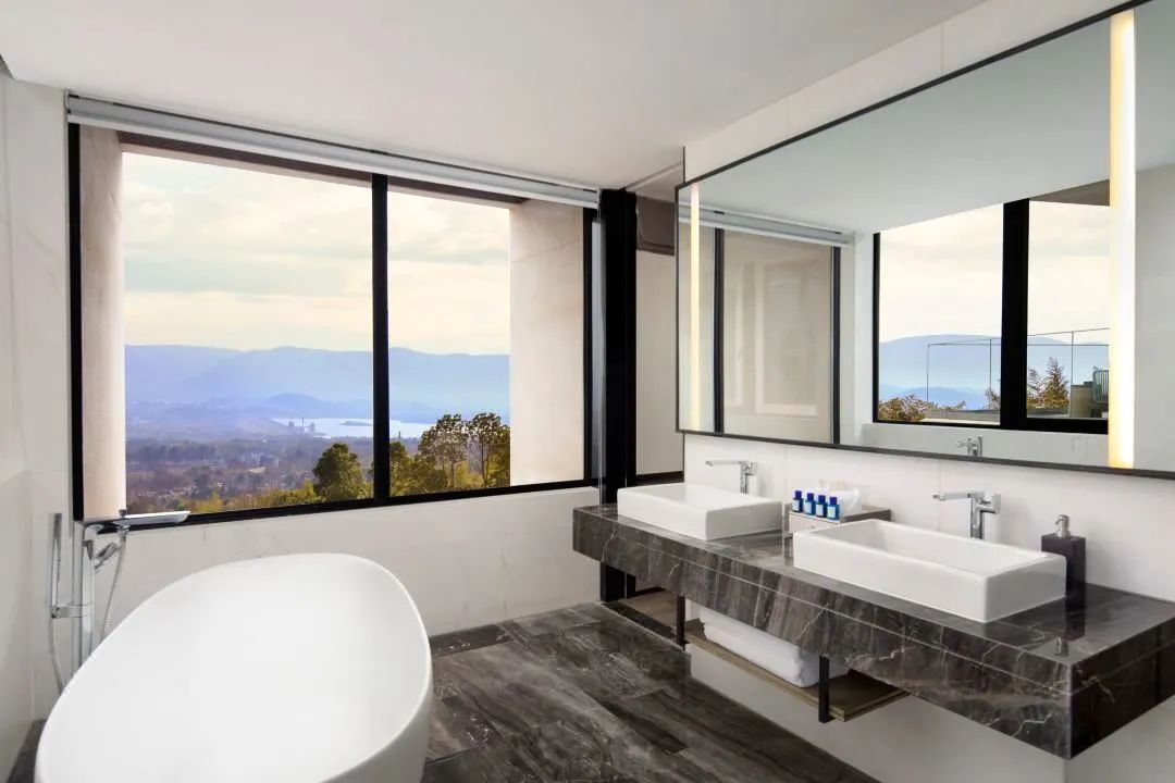 江苏宜兴悬崖酒店,宜兴市悬崖酒店