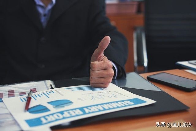 美加墨GDP总量超26万亿美元，差距近2万亿。中日韩国未来能否超过