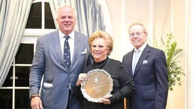 世界女富豪排名前十简介,世界十大女富豪