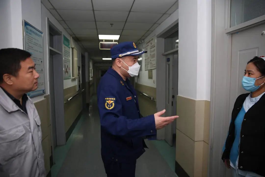 消防大队开展燃气企业安全检查,卫健委消防安全排查检查