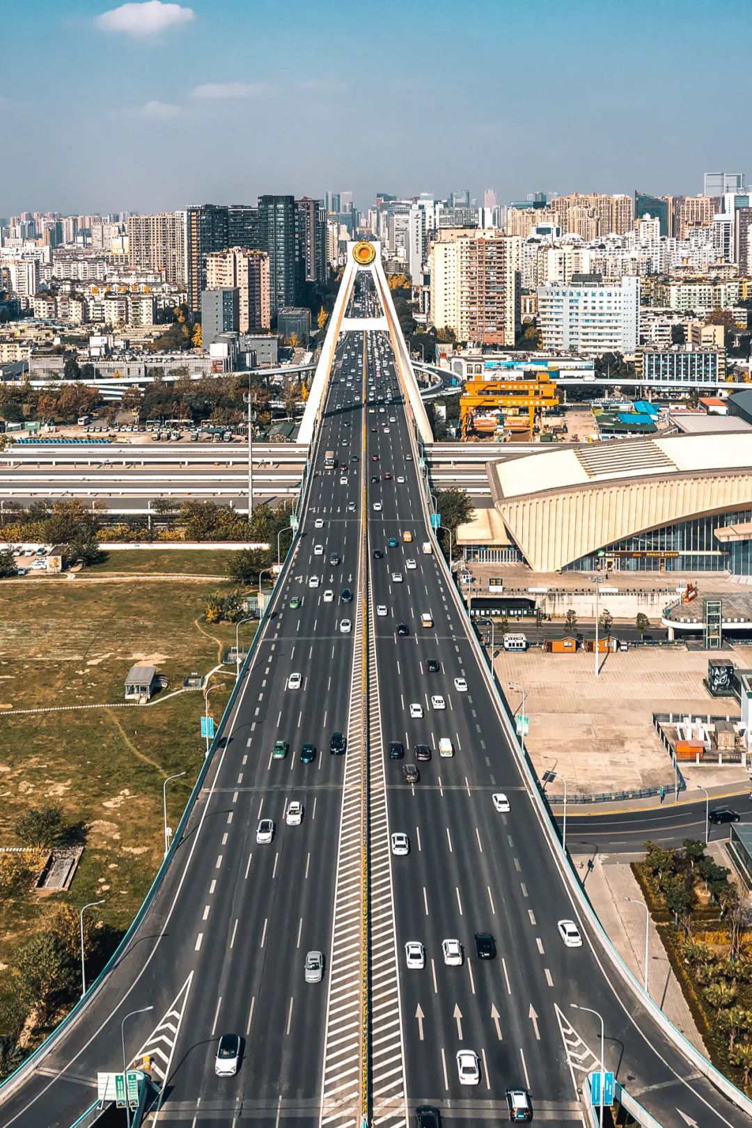 成都向上最新信息,年度向上力量合照