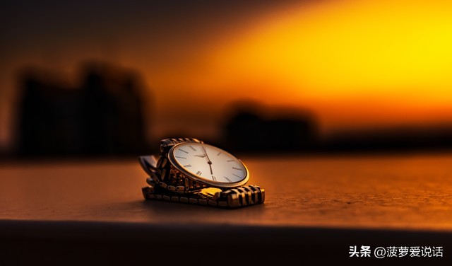 谈恋爱女生对男生的几大禁忌,情侣关系女生向男生索要礼物