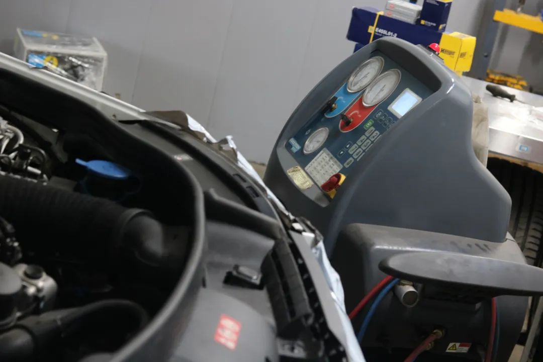 奔驰老款gls300翻新改造,奔驰glk300翻新全过程