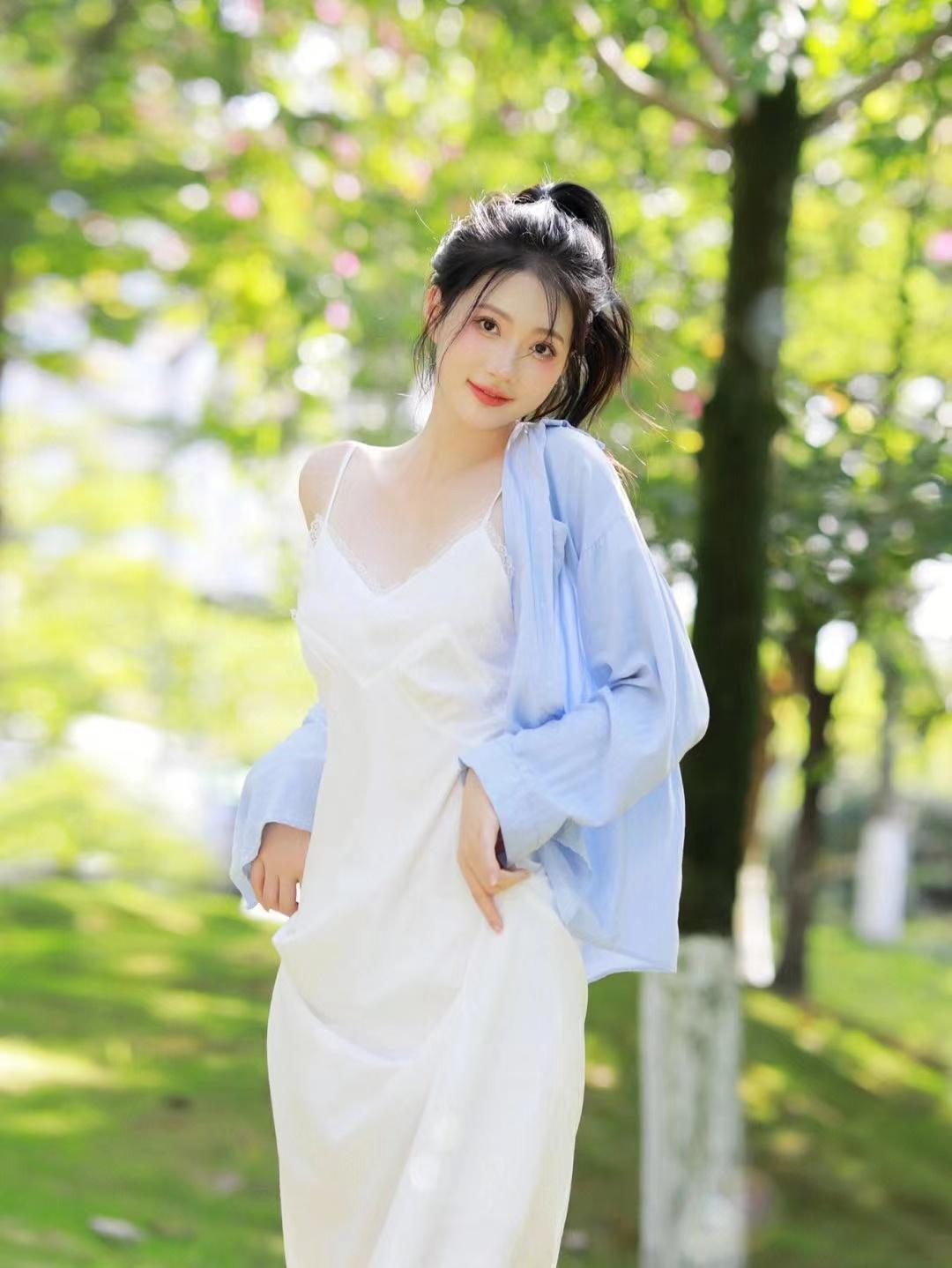 10秒教你学会摆拍再也不用剪刀手,16个摆拍动作告别剪刀手