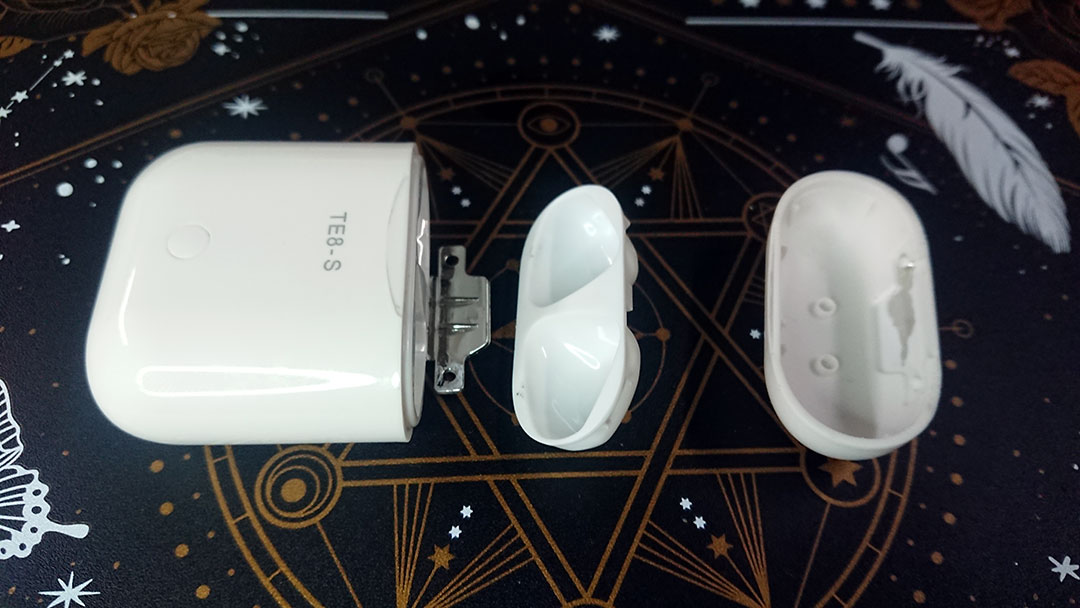 山寨蓝牙耳机拆解对比,拆开山寨蓝牙耳机