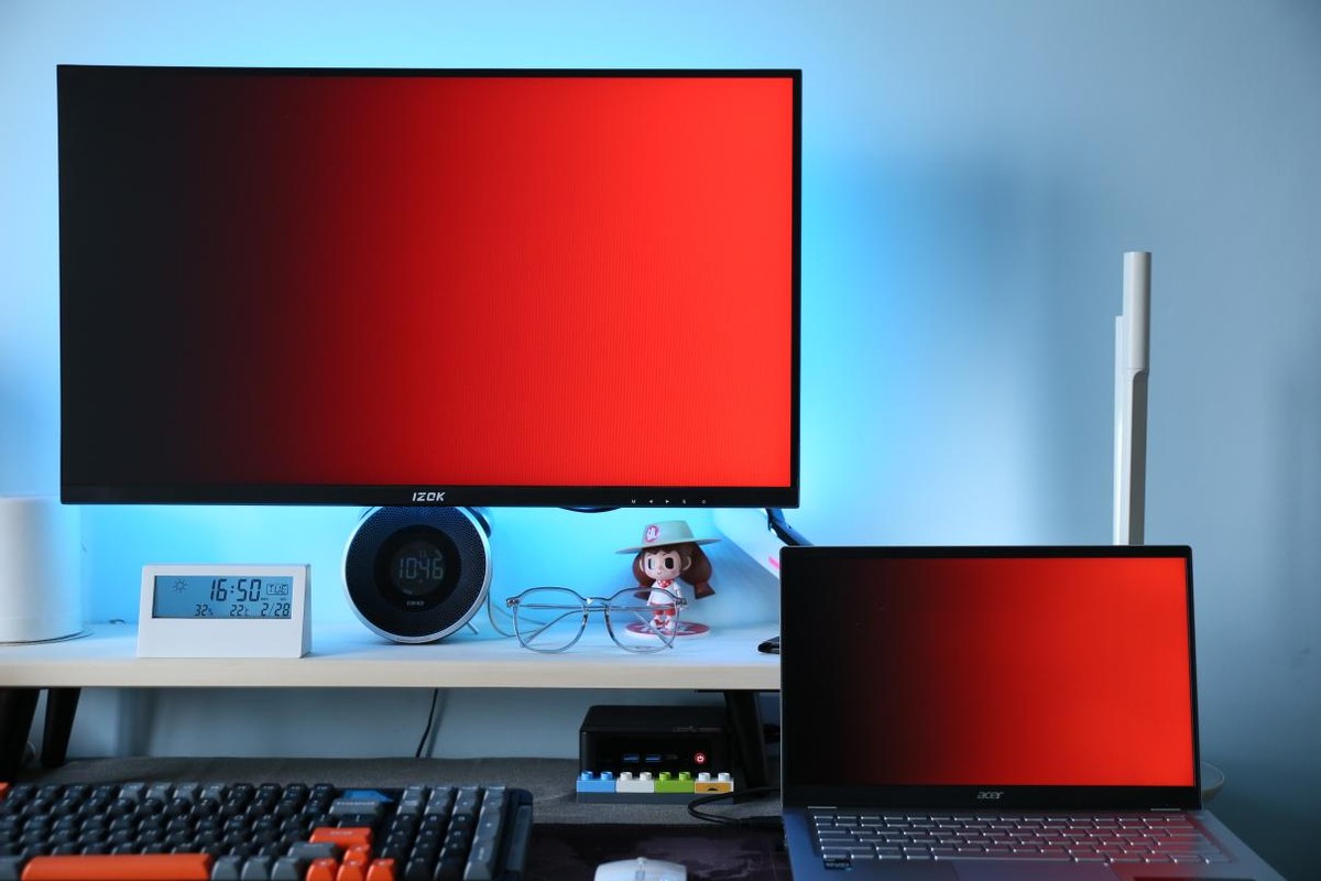 色域100%srgb不闪屏的显示器,不漏光的4kips显示器