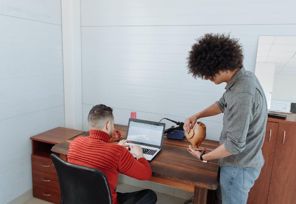 当下社会如何坚定理想信念,年轻人该树立什么样的理想和信念