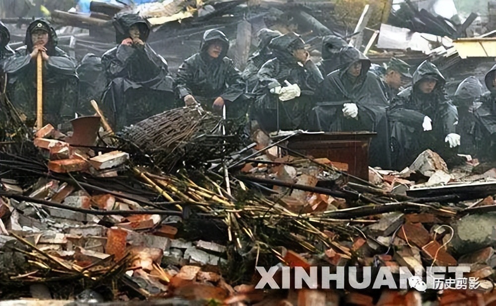 汶川地震15周年：100张照片，100个让人泪流满面的瞬间