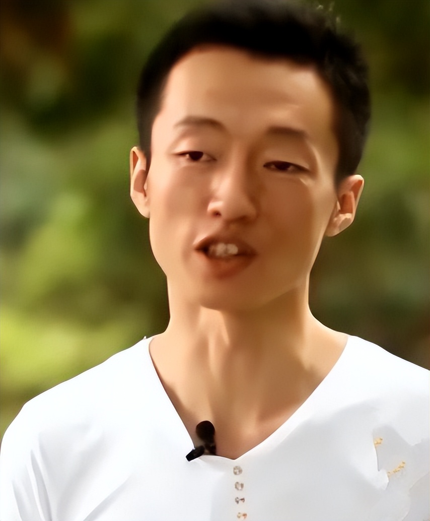 女富豪李喜梅简历,上海女首富李喜梅结婚