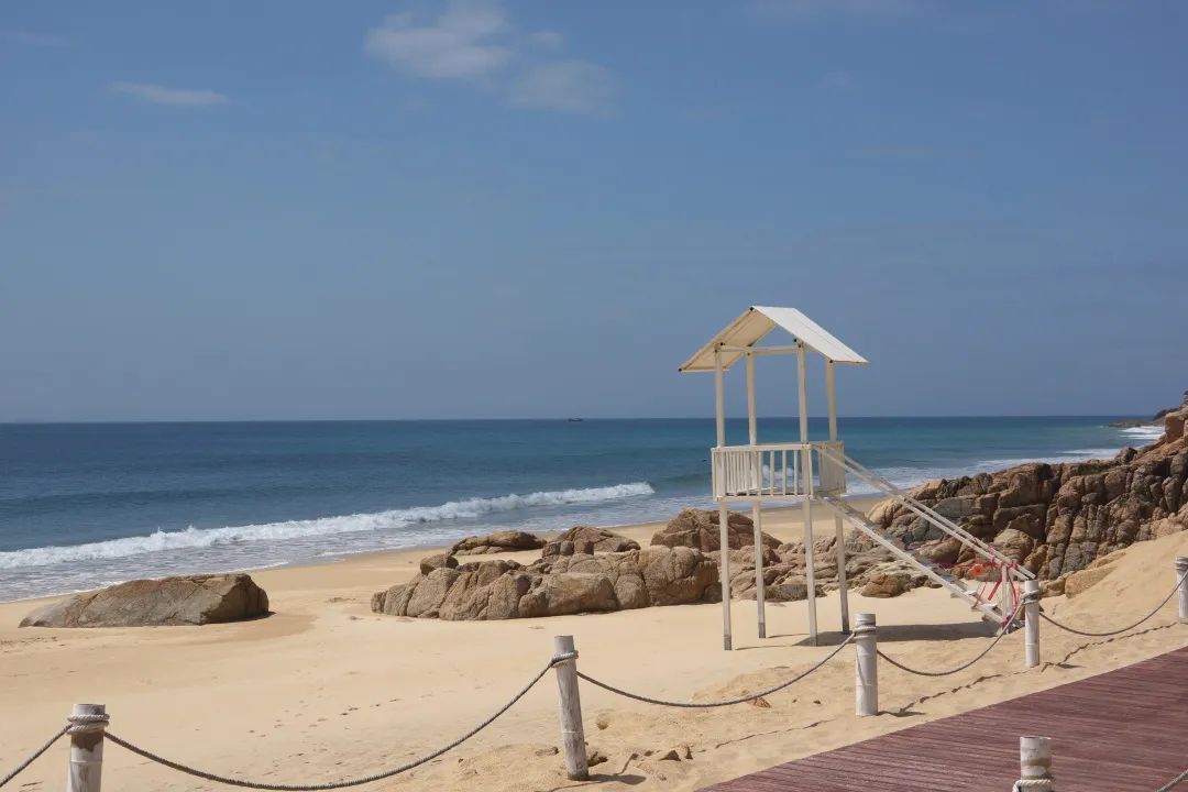 一个县城房价为什么这么高,房价最低的中国海边小县城