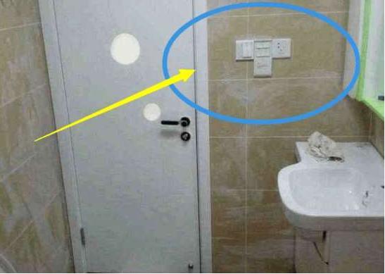 电工要是这样装插座,你一分钱都别给,装了也是白装