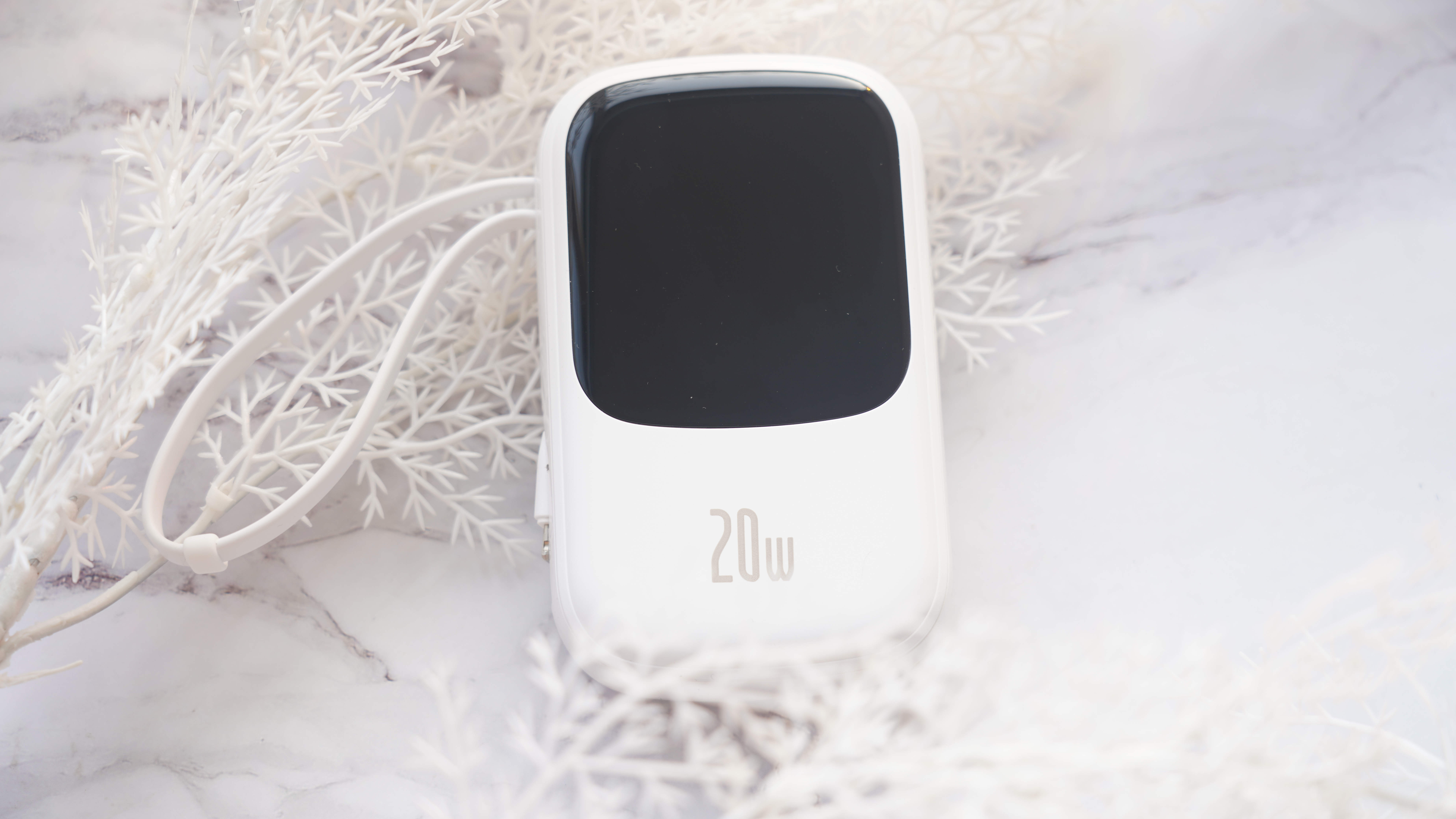 有科技感的充电宝,充电宝科技感超大容量