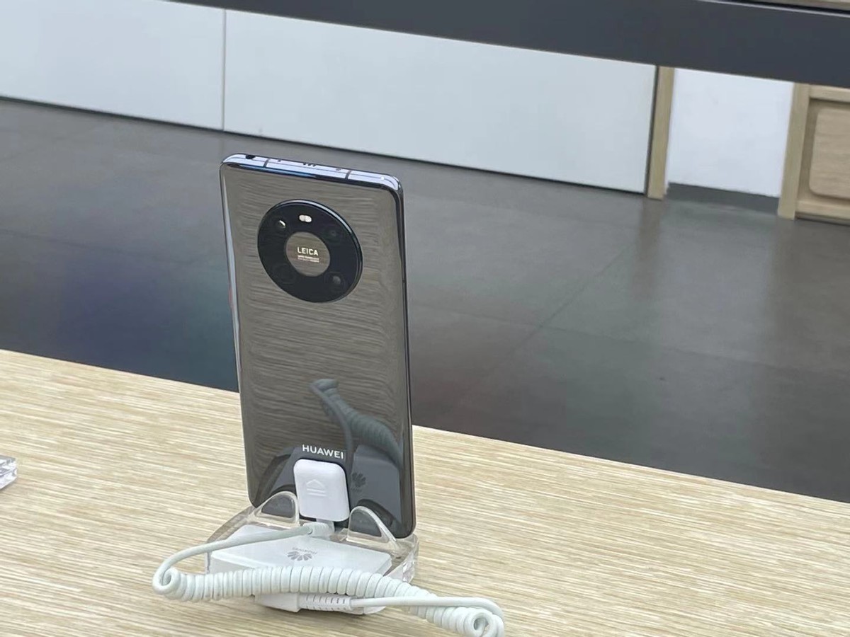 安卓麒麟9000和鸿蒙麒麟9000对比,搭载麒麟9000鸿蒙系统手机有哪些