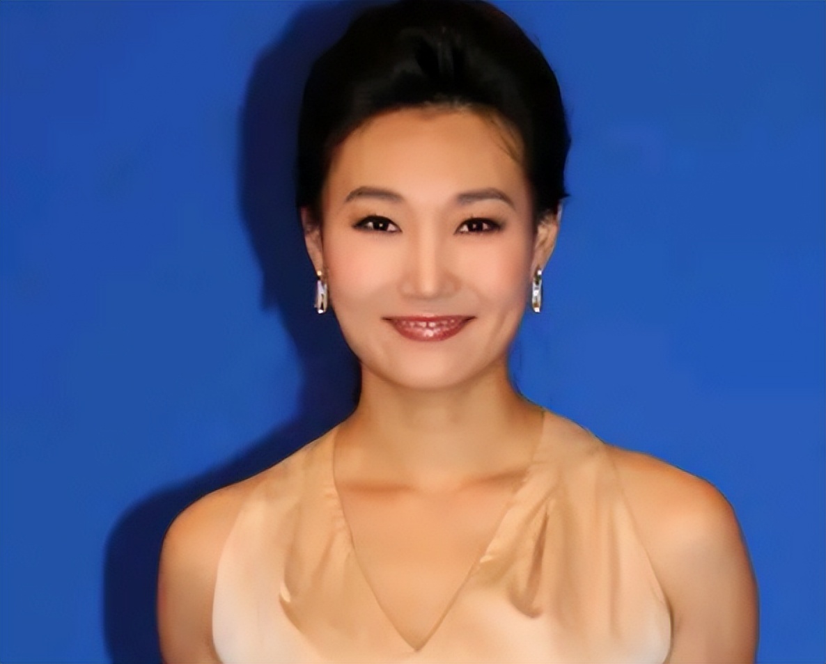 央视年龄最大和最小的主持人,至今未婚的八名央视主持人