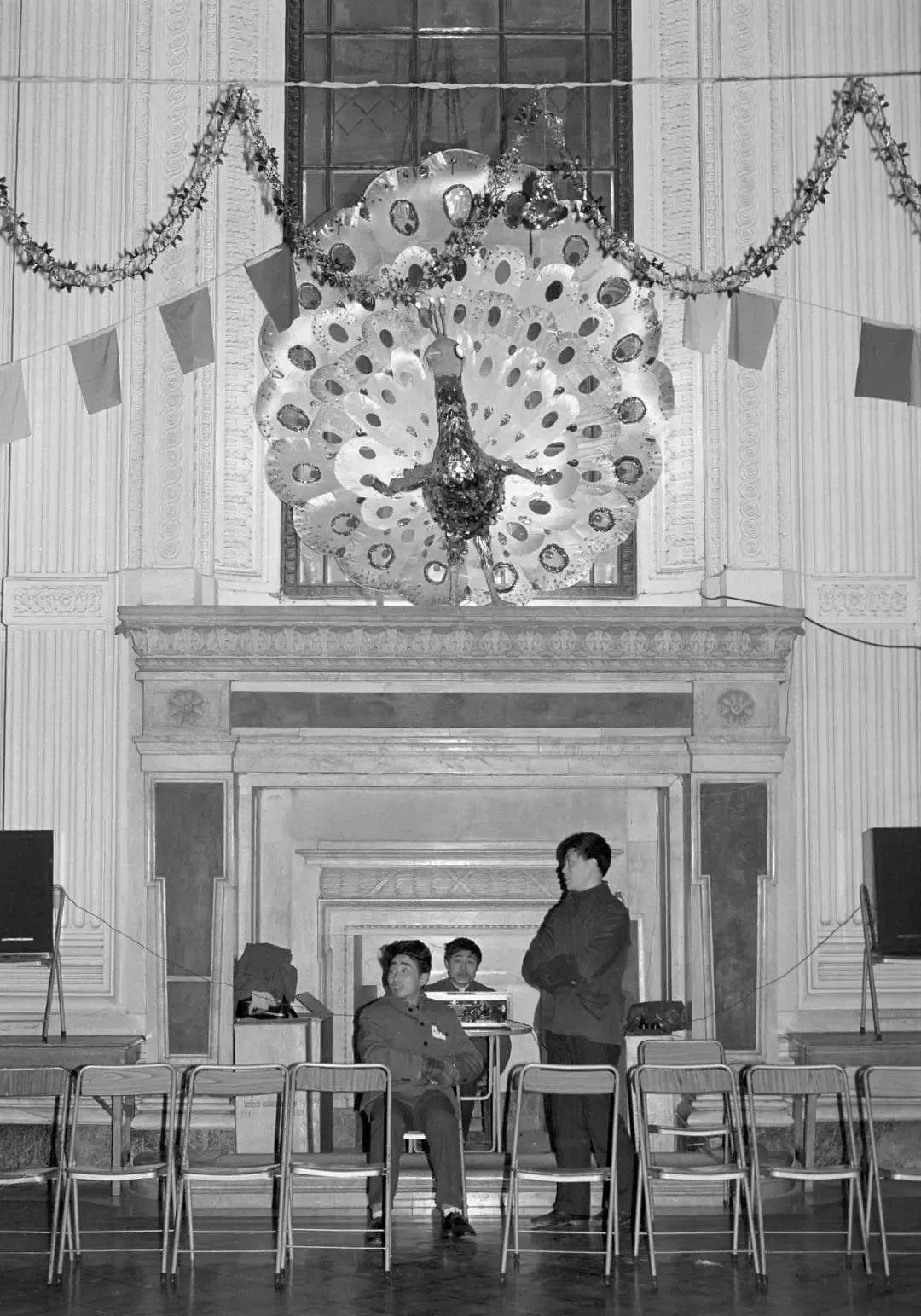 侵华日军*行暴**照片，女子为活命，脱下衣服让日本人拍摄*辱侮**