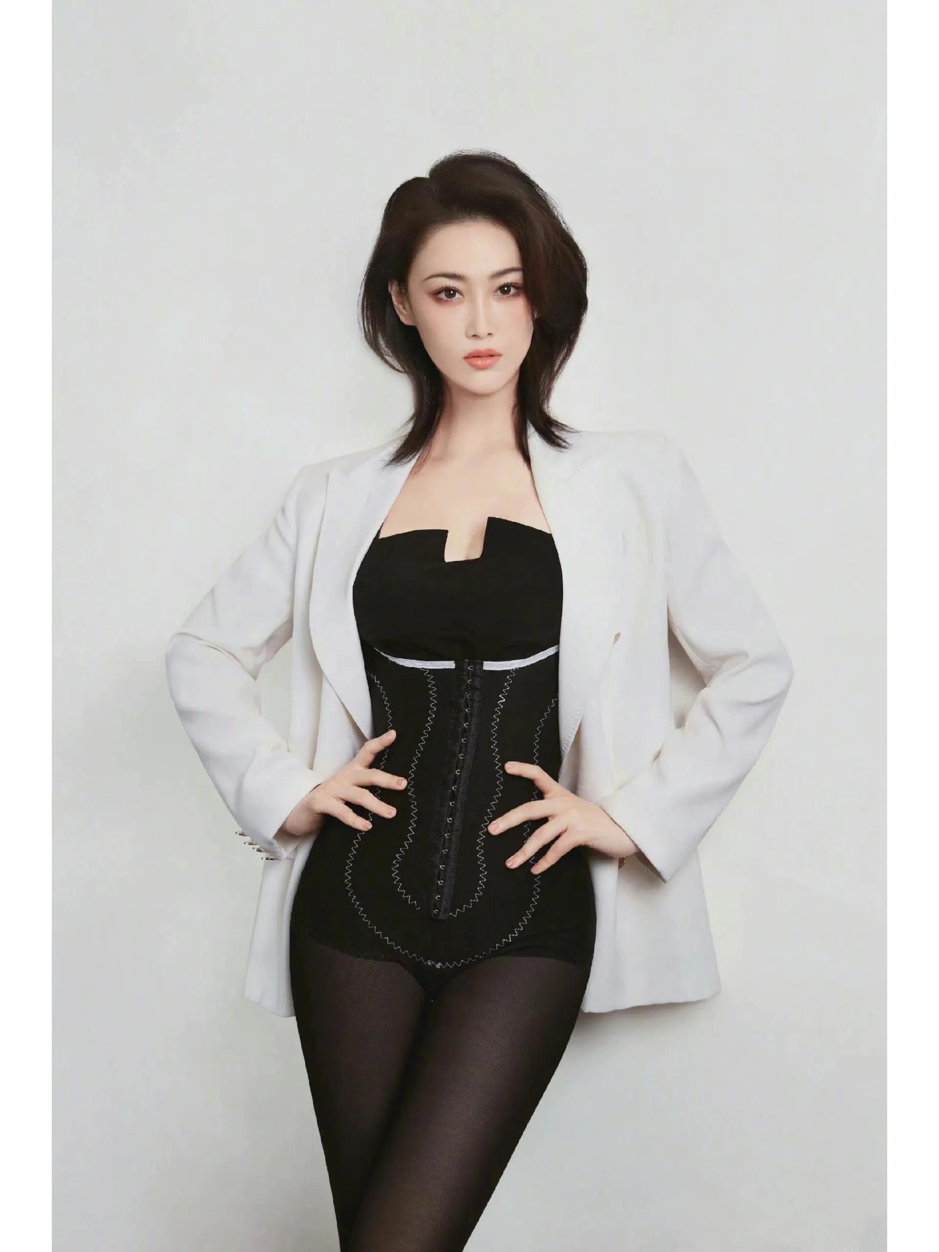 足球宝贝张馨予高清壁纸,张馨予1080p铜雀台壁纸