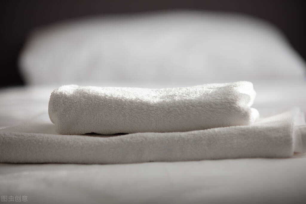 夏天电风扇吹的是热风怎么解决,电风扇吹的风是热的怎么办啊