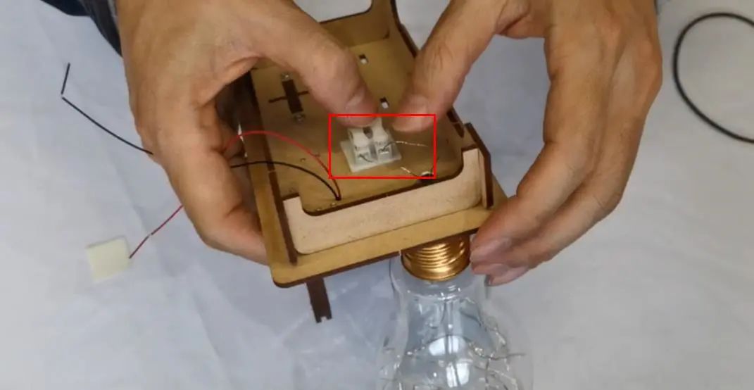 科学小制作发电灯,手工制作磁铁发电节能灯