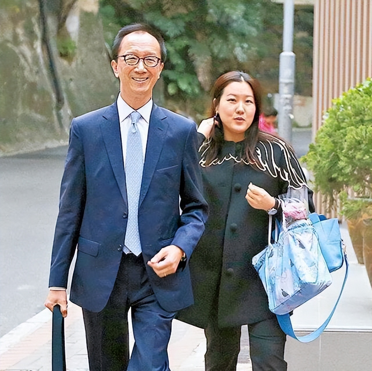 伏明霞结婚后在香港哪里生活,跳水运动员伏明霞婚姻现状