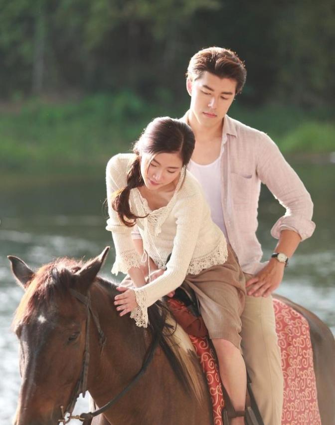 偶像剧照进现实！泰国顶流女星被男演员公开告白，5年友情变爱情