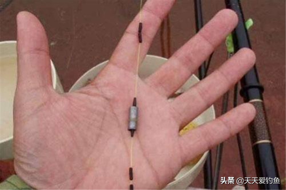 野钓过程中怎么避免小杂鱼闹窝,怎么钓大鱼避免小杂鱼闹窝